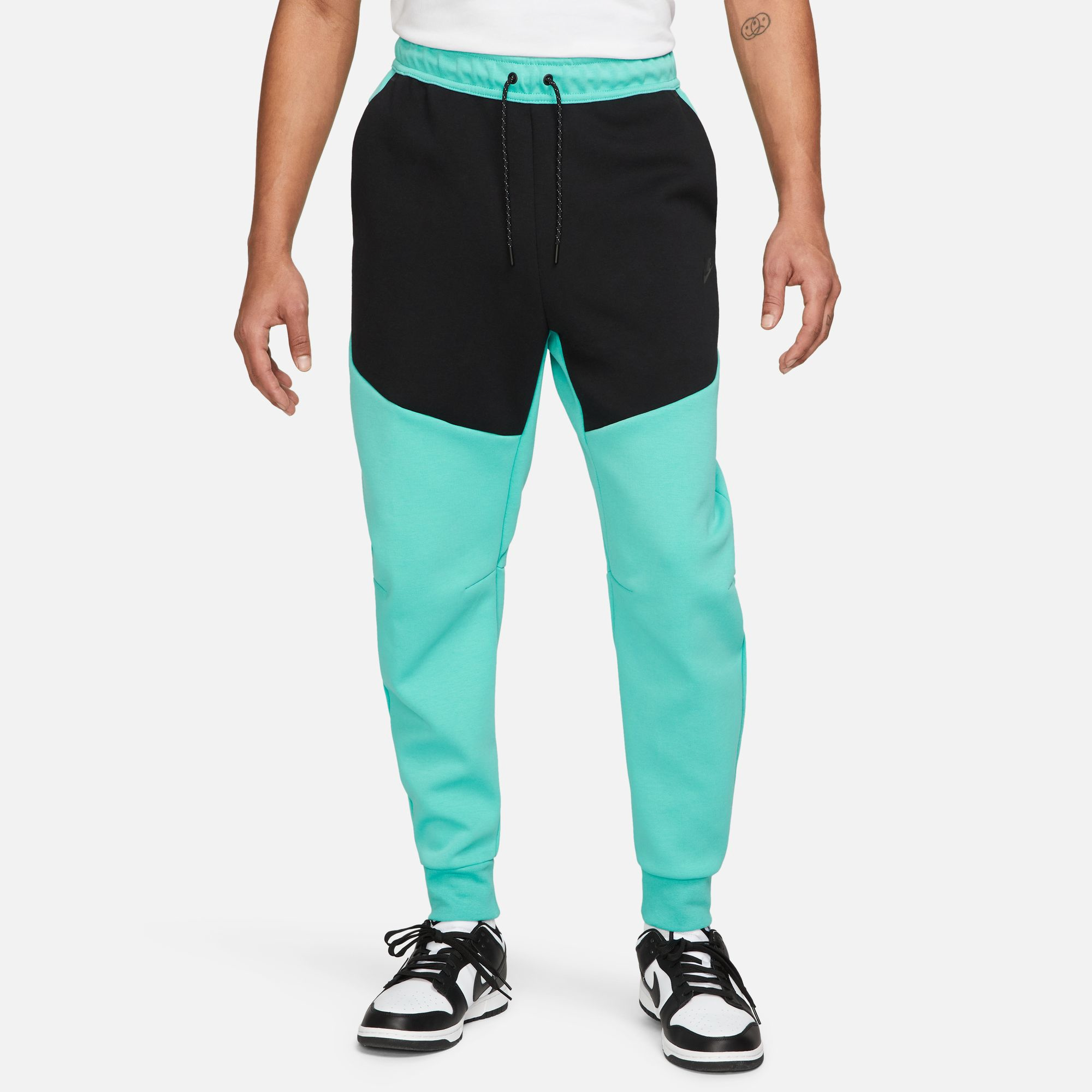 Nike NSW Tech Fleece Joggers Champs Sports Canada
