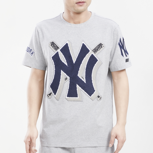 

Pro Standard Mens New York Yankees Pro Standard Yankees Mash Up T-Shirt - Mens Gray/Navy Size M