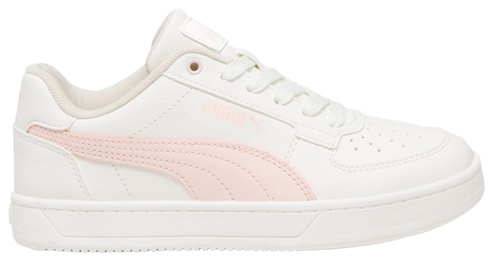 Pink hotsell pumas footlocker