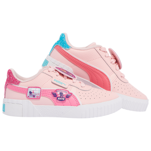 Pink pumas outlet footlocker