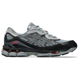 New Balance 740
