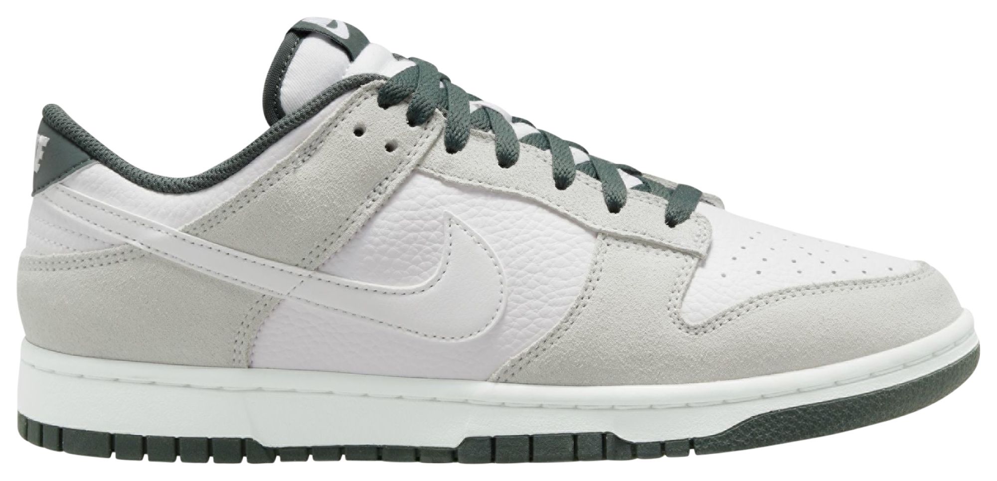 Nike Dunk Low Retro SE Foot Locker Canada