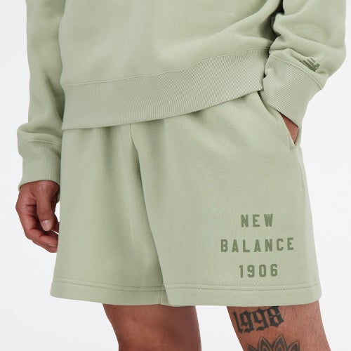New Balance Iconic Collegiate 7" Fleece Shorts