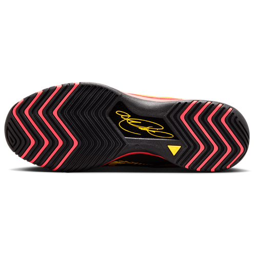 Nike LBJ Nxxt Genisus Image 5 de 9. Appuyez pour ouvrir la galerie de photos.