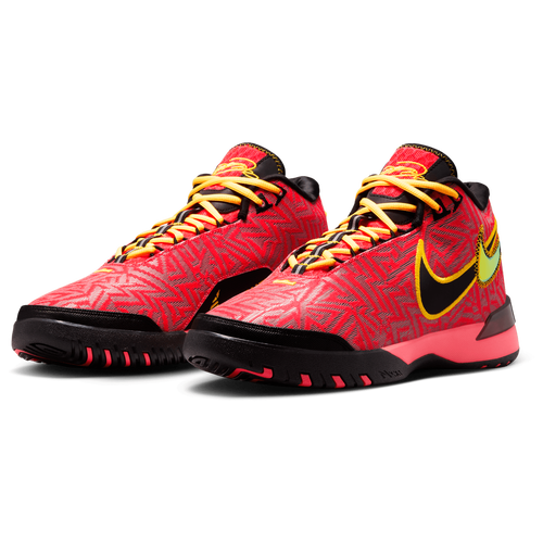 Nike LBJ Nxxt Genisus Image 6 de 9. Appuyez pour ouvrir la galerie de photos.