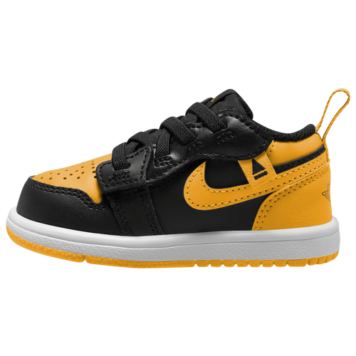 Jordan AJ 1 Low  Image 2 of 5. Tap to open photo gallery.