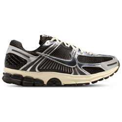 Men's - Nike Zoom Vomero 5  - Black/Chrome/Metallic Silver