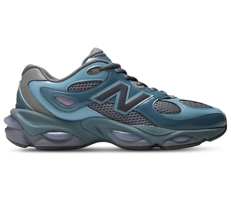 New Balance 983