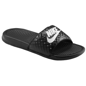 Derrotado invadir Separar Nike Benassi | Foot Locker