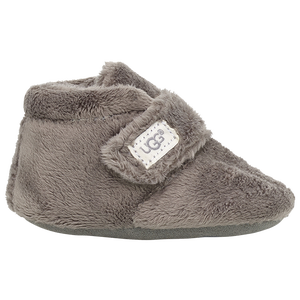 Ugg deals infant boy