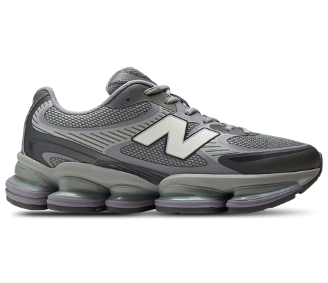 New Balance 2000