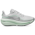 White/Spruce Aura