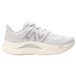 Women's - New Balance FuelCell Propel V4  - White/Grey