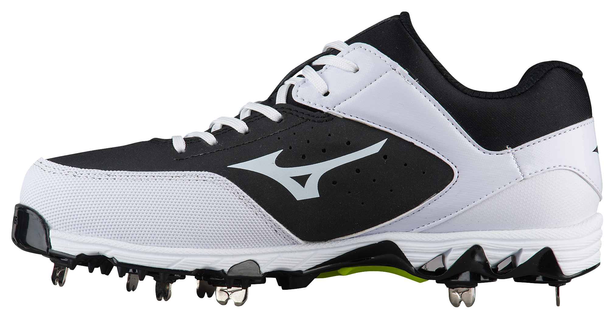 all white mizuno softball cleats