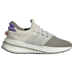 Footlocker ultraboosts 2025