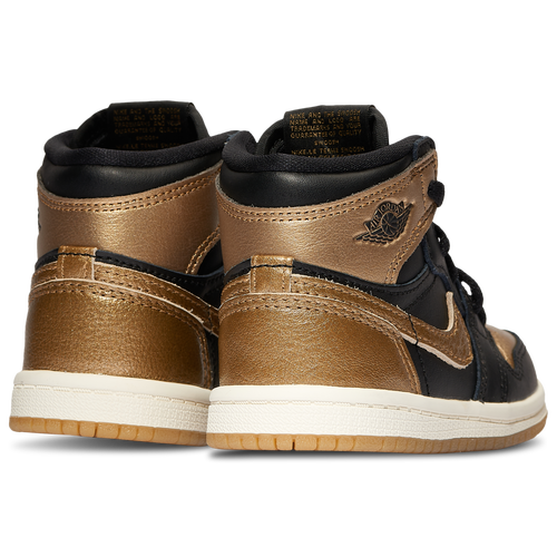 Jordan Retro 1 High OG  Image 3 of 5. Tap to open photo gallery.