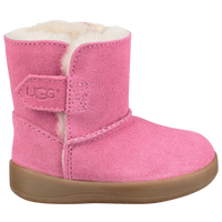 Boy hotsell pink uggs