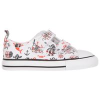 Kids foot clearance locker converse