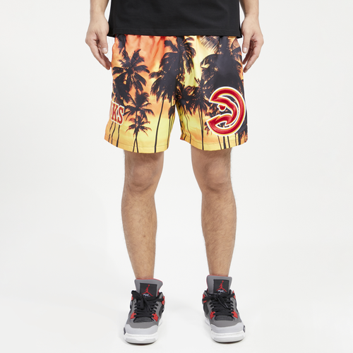 Pro Standard Mens Atlanta Hawks  Hawks Woven Shorts In Yellow