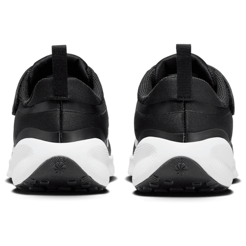 Nike Revolution 7 Younger Kids Shoes Black