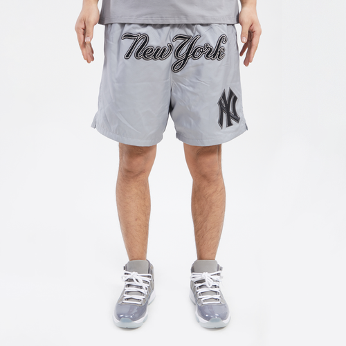 

Pro Standard Mens New York Yankees Pro Standard Yankees Woven Shorts - Mens Gray Size XL