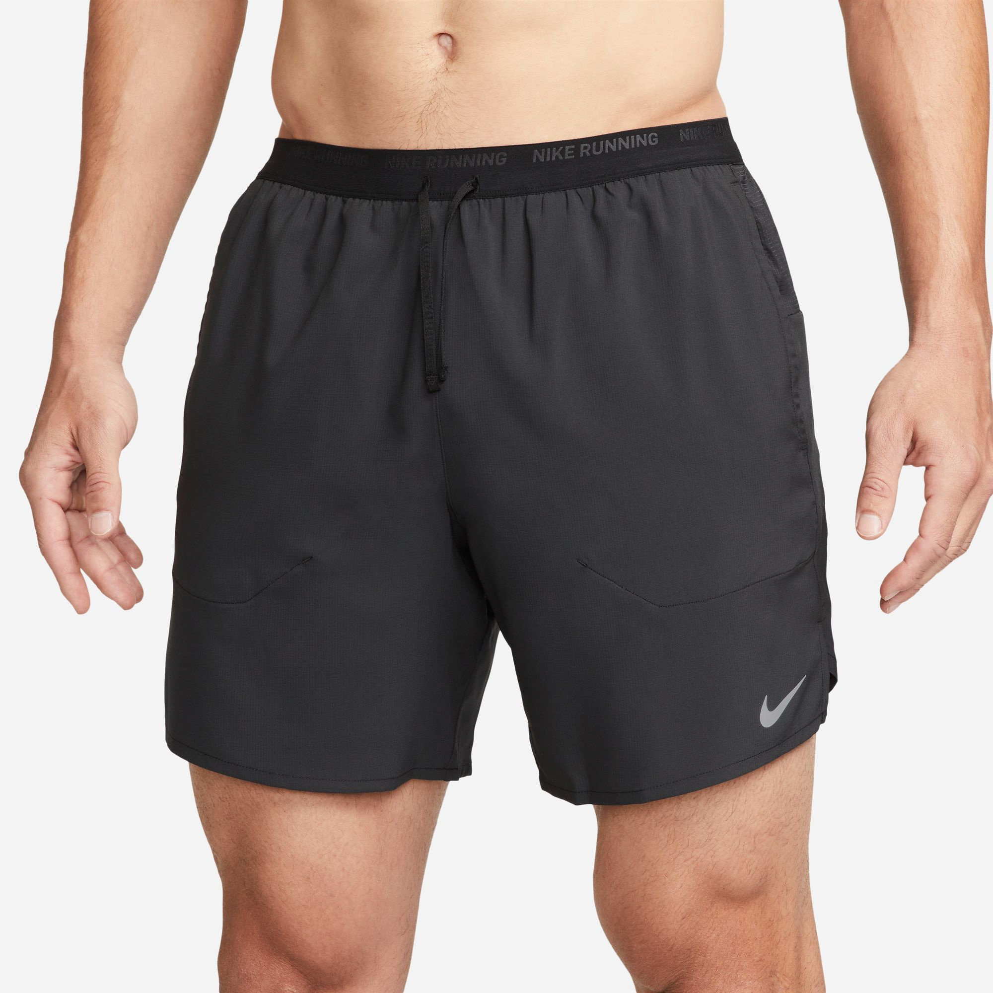 Nike shorts hot sale foot locker