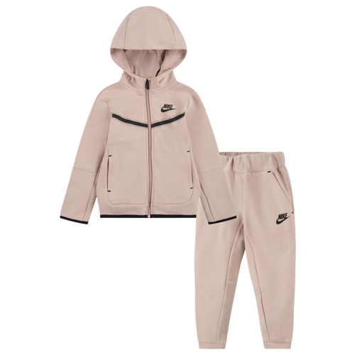 Nike hotsell tech fleece set