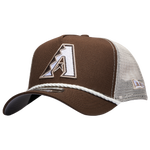 Brown/White
