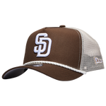 Brown/White
