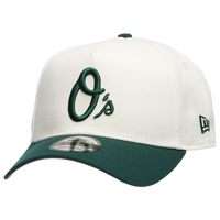White/Dark Green
