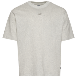 Pour hommes - New Balance T-shirt ton sur ton surdimensionné avec emblème au centre de la poitrine - Gris