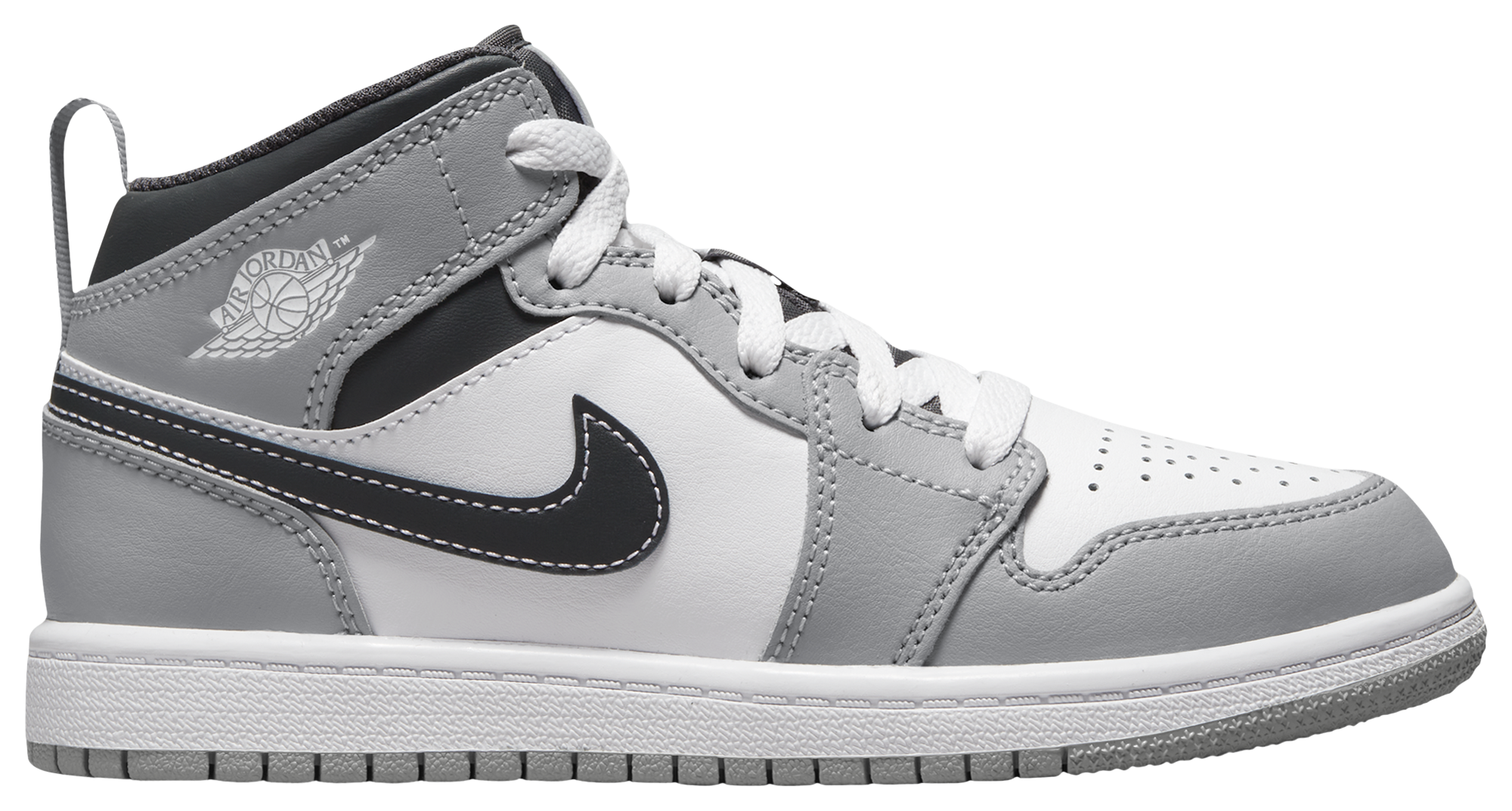 nike air jordan 1 black and white footlocker