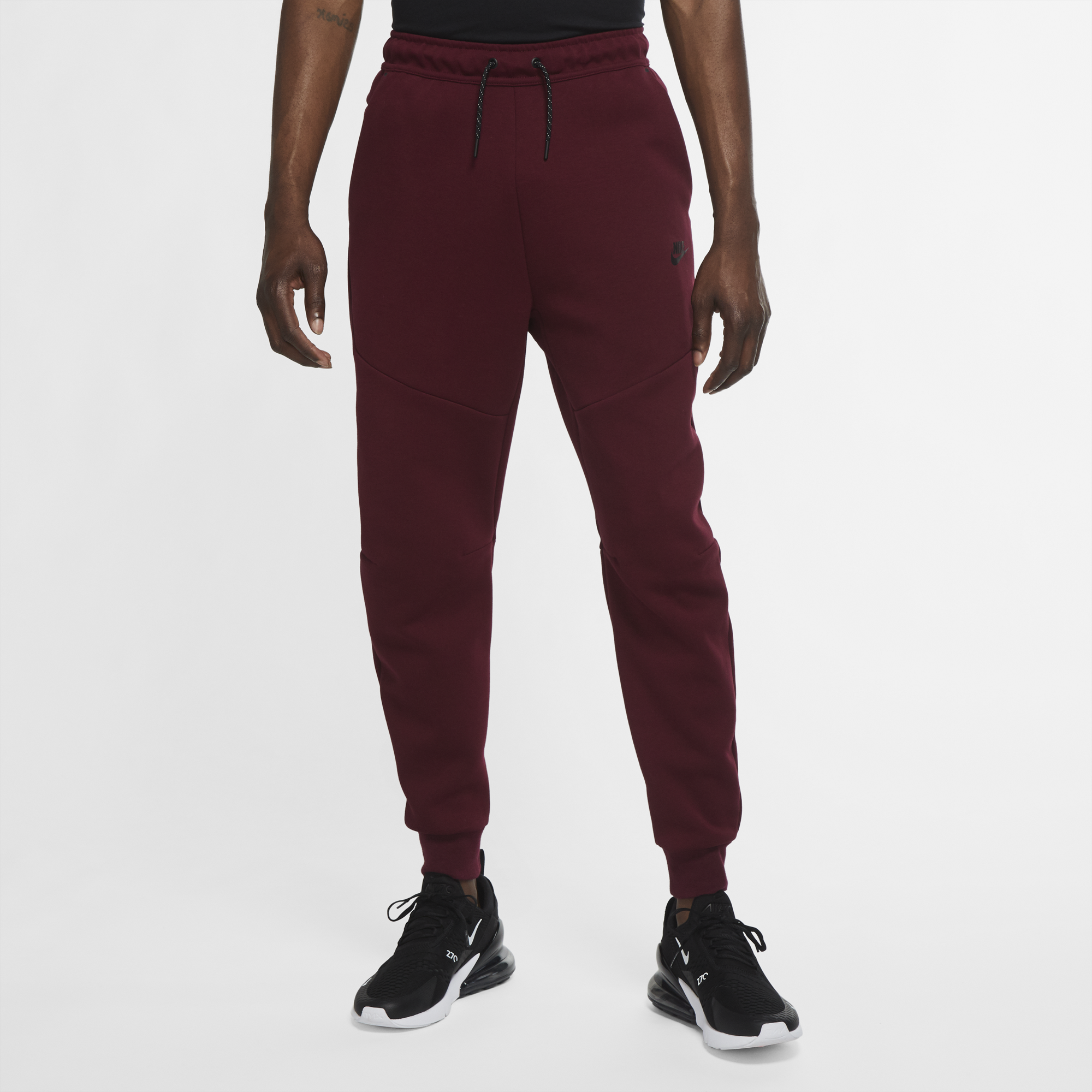 nike joggers canada