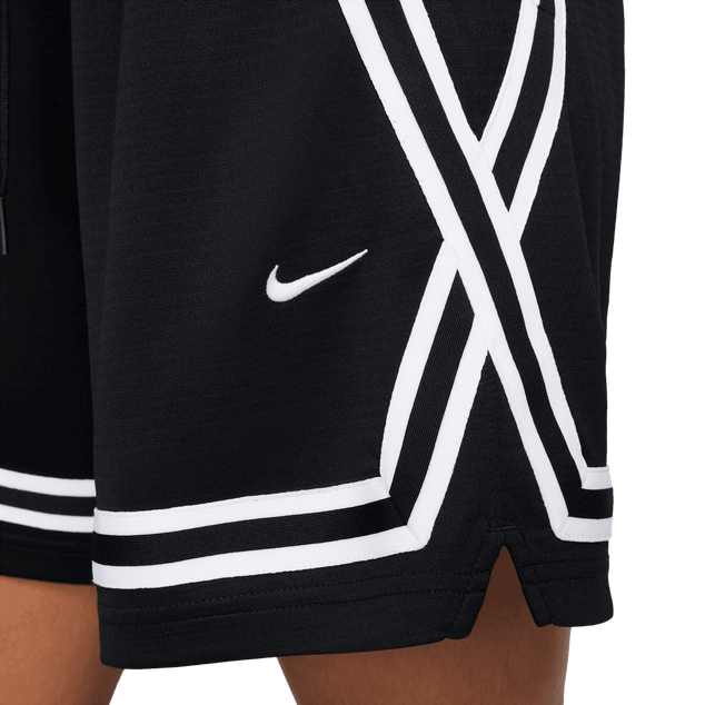 Nike Short Crossover Image 4 de 6. Appuyez pour ouvrir la galerie de photos.