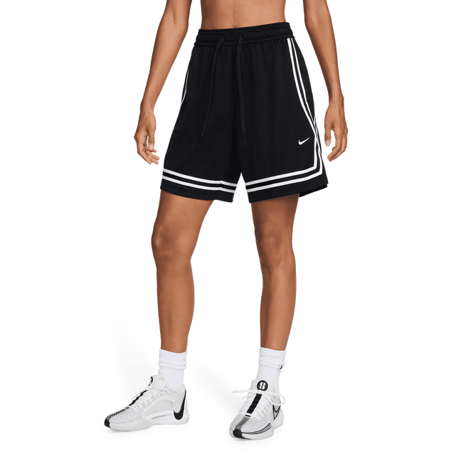 Nike Short Crossover Image 5 de 6. Appuyez pour ouvrir la galerie de photos.