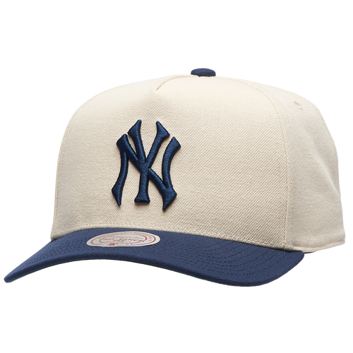 Mitchell & Ness New York Yankees  Yankees Off White Pro Pinch Cap In Neutral