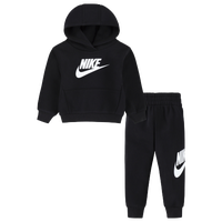 Girls' Nike Clothing