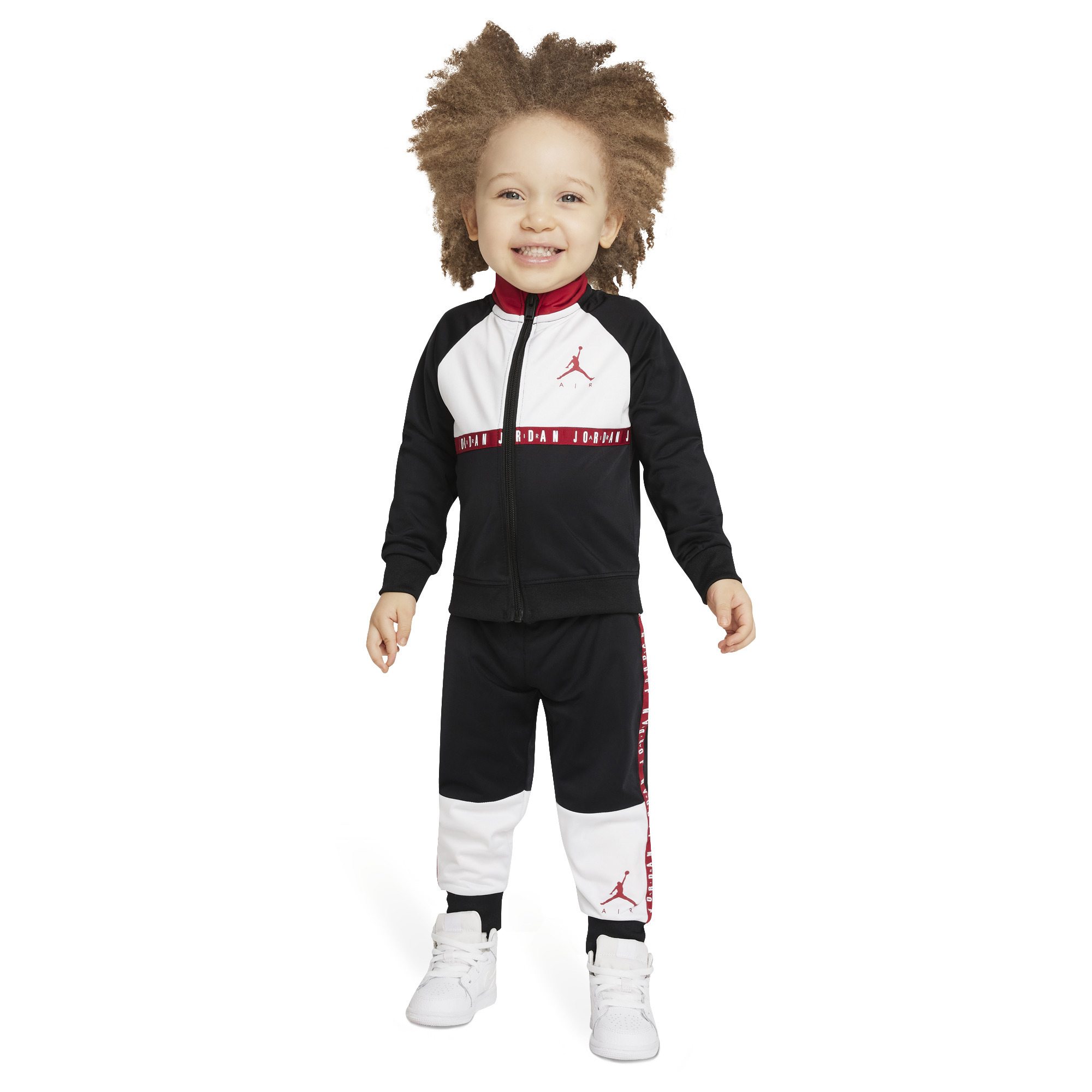 Boys hot sale jordan tracksuit