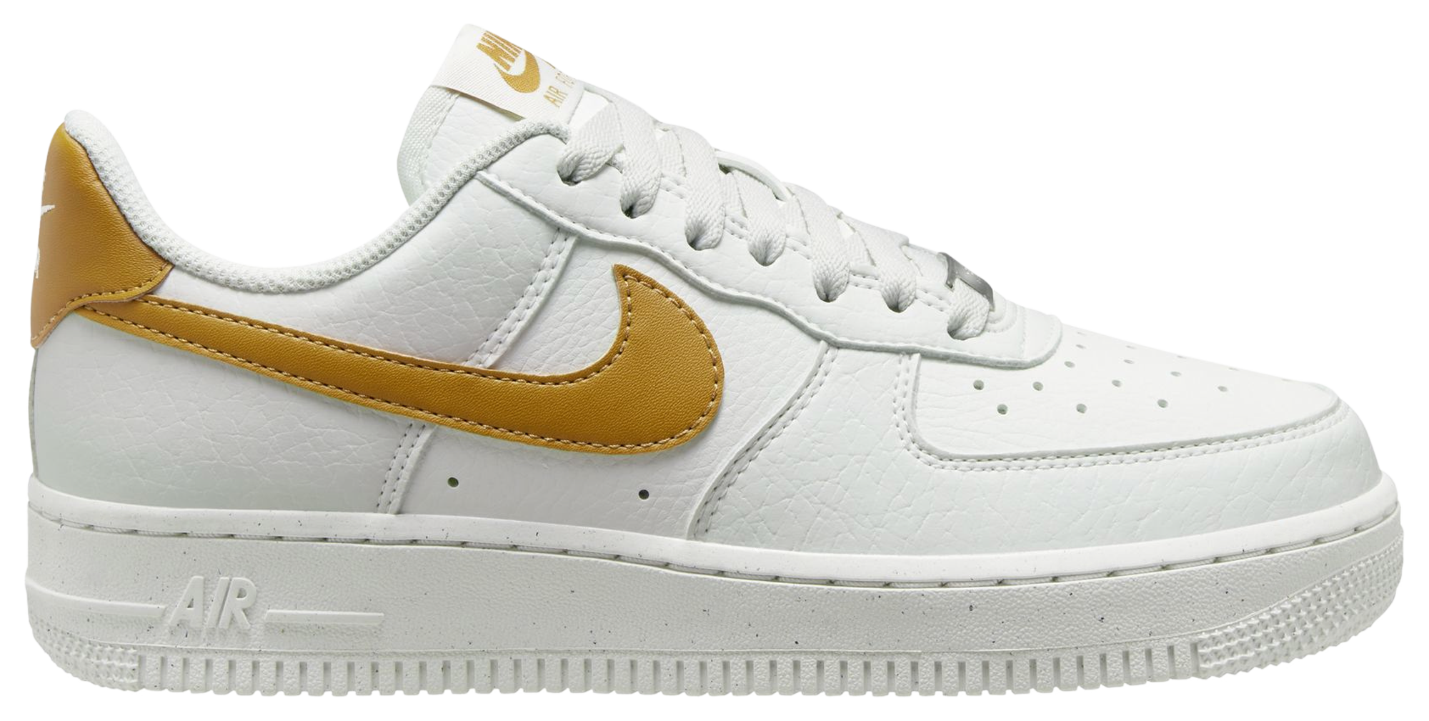 Nike air force 1 07 footlocker best sale