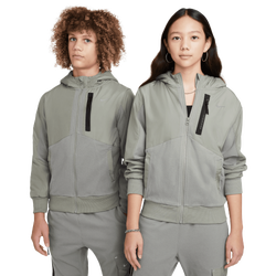 Nike Windbreaker Jackets | Foot Locker Canada Nike Windbreaker Jackets | Foot Locker Canada