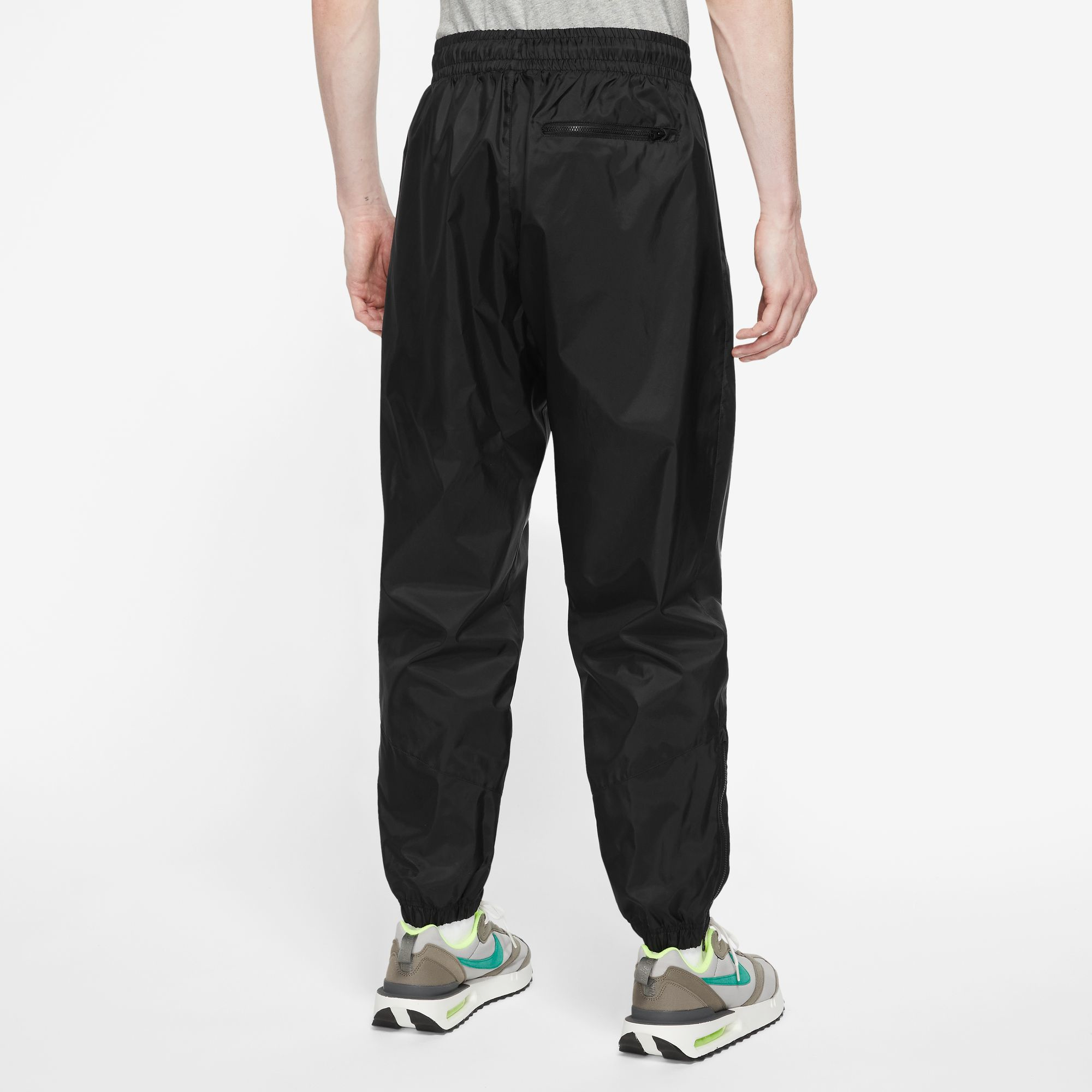 Nike Sportswear Windrunner Pant in Black for Men