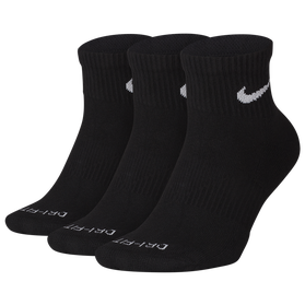 Nike dri fit crew socks 3 pack best sale