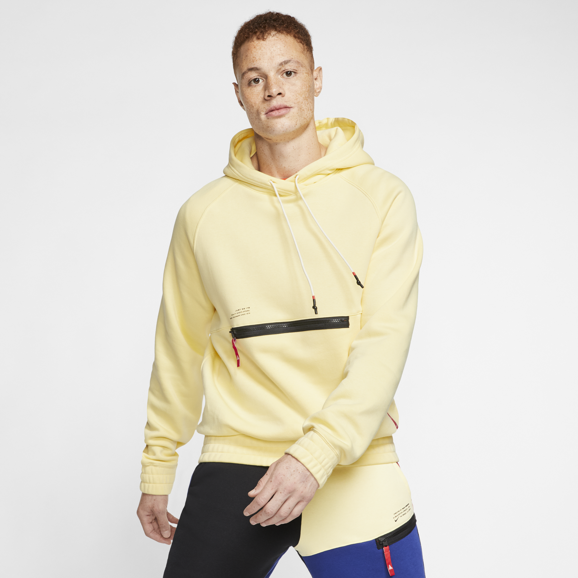 nike sweater footlocker