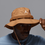 Brown/White