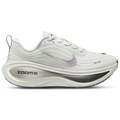 Nike Vomero Plus ESS - Nike Sail/Summit White Metallic Silver