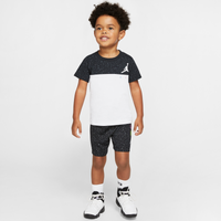 Black/White