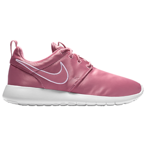 Nike Roshe Run Slip on Mens Black White Shoes $55.00 Nike Roshe Run Slip on Mens Black White Shoes $55.00