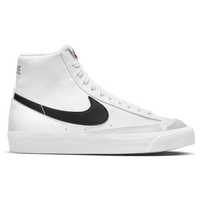 Nike tanjun hotsell foot locker