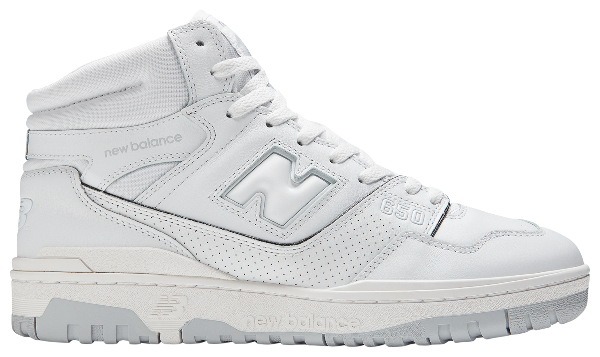 White on clearance white new balance