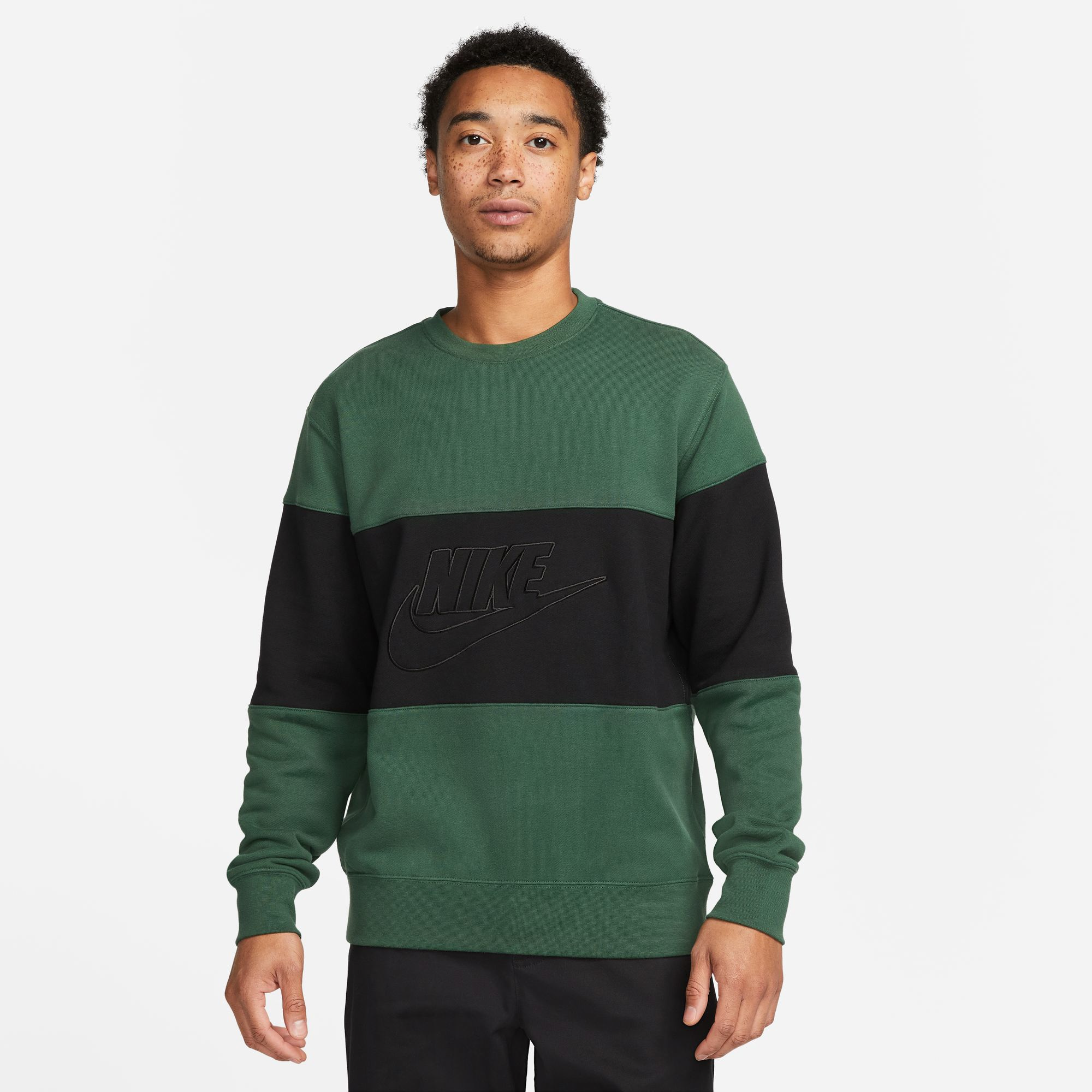 Nike colourblock best sale crewneck sweatshirt